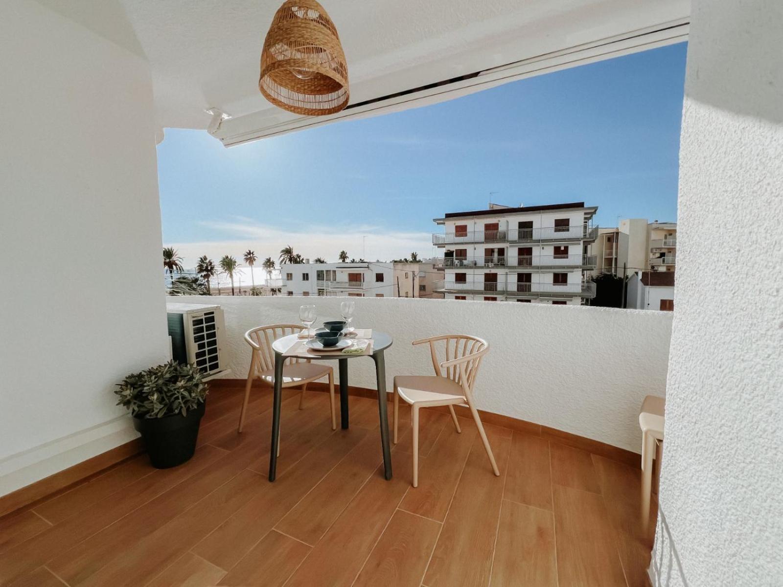 Femina Blue Apartment Cambrils Exterior foto