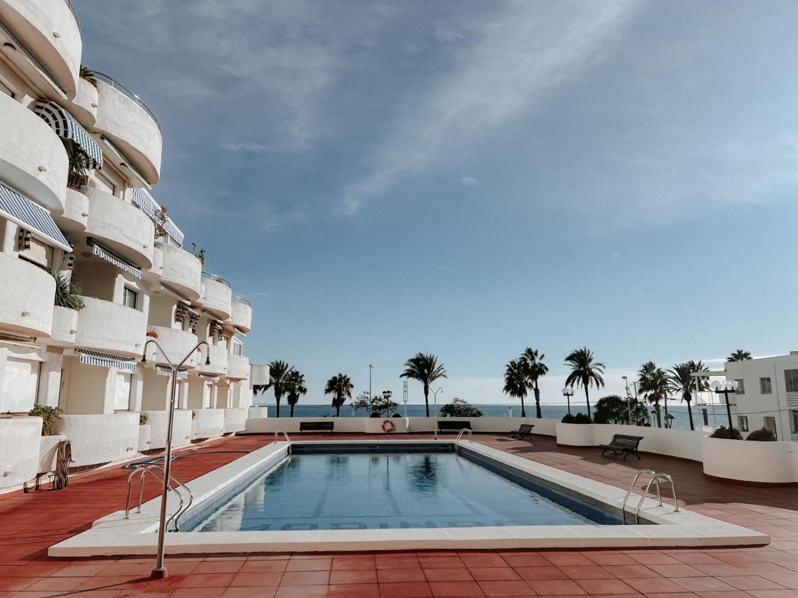 Femina Blue Apartment Cambrils Exterior foto