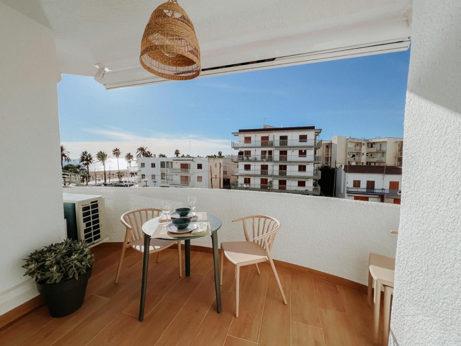Femina Blue Apartment Cambrils Exterior foto