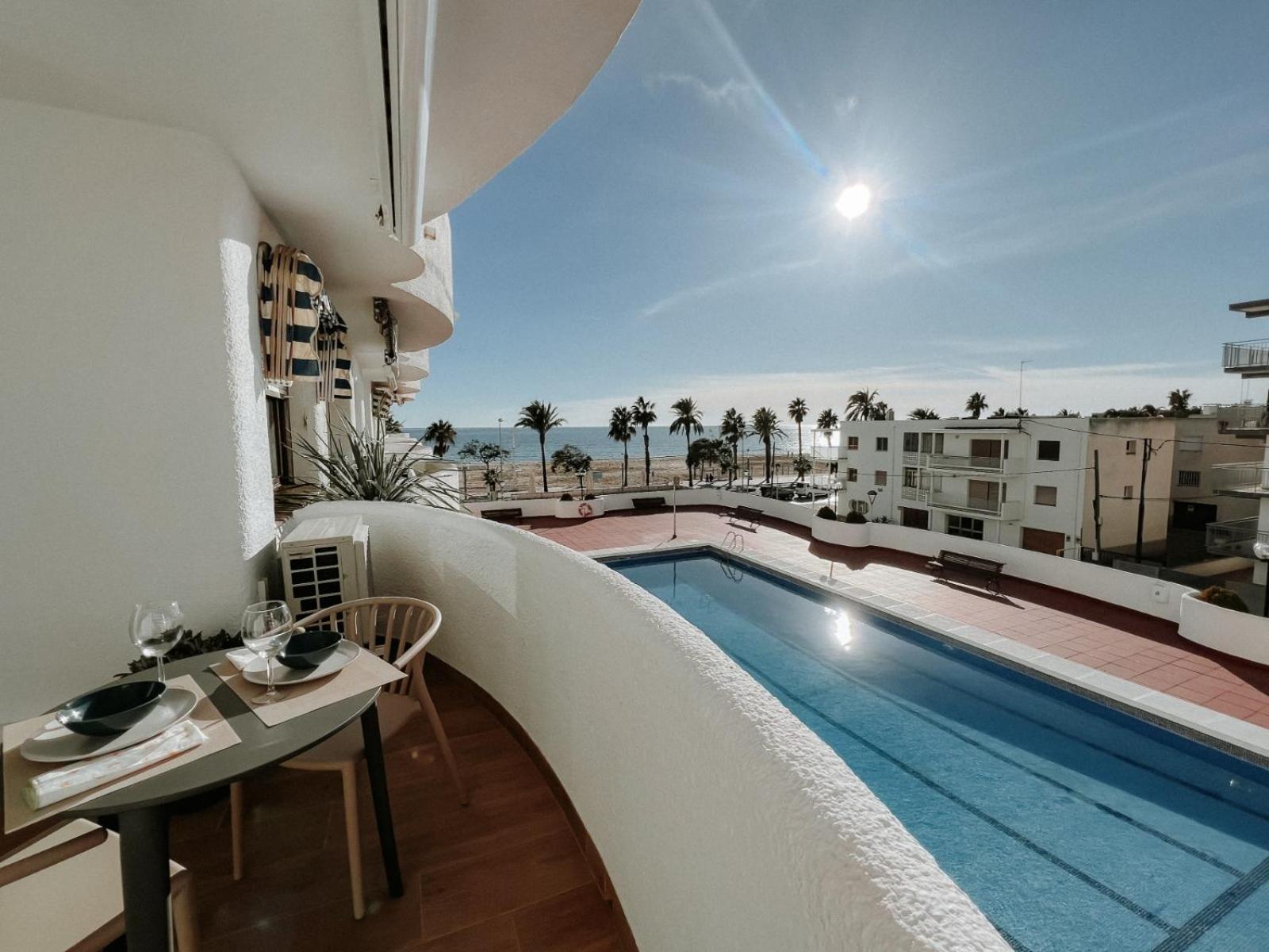 Femina Blue Apartment Cambrils Exterior foto